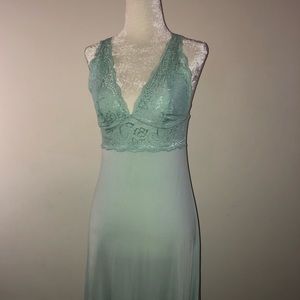 Venus mint lace silky night gown
